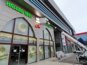 جلي بلاط بالرياض، تنظيف الأرضيات وتلميع البلاط,تنظيف بلاط وجلي الأرضيات ,نظافة بلاط ,تلميع بلاط بالرياض ,تلميع وجلي كلادينج ,شركة تنظيف وجلي البلاط ,تلميع بلاط محلات بالرياض ,شركة جلي بلاط بالرياض ,مواد تنظيف البلاط ,كيفية جلي الأرضيات ,تلميع وجلي البلاط ، شركة تنظيف زجاج